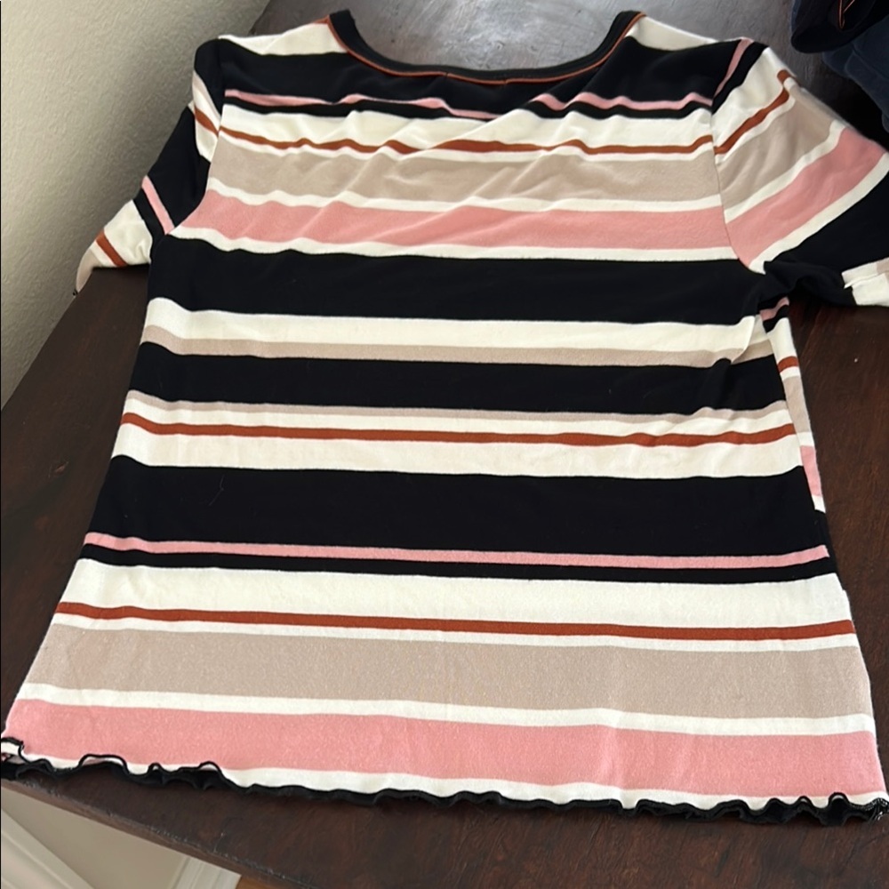 Rue21 Fitted Ribbed Black and White Short Sleeve Tee - Picture 7 of 7